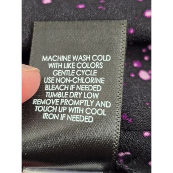 Torrid Black Purple Splatter Print Blouse Roll Tab Sleeve Size 2X Preppy - Picture 9 of 9